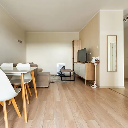 Apartamento Redlowo Homely By Bookinghost